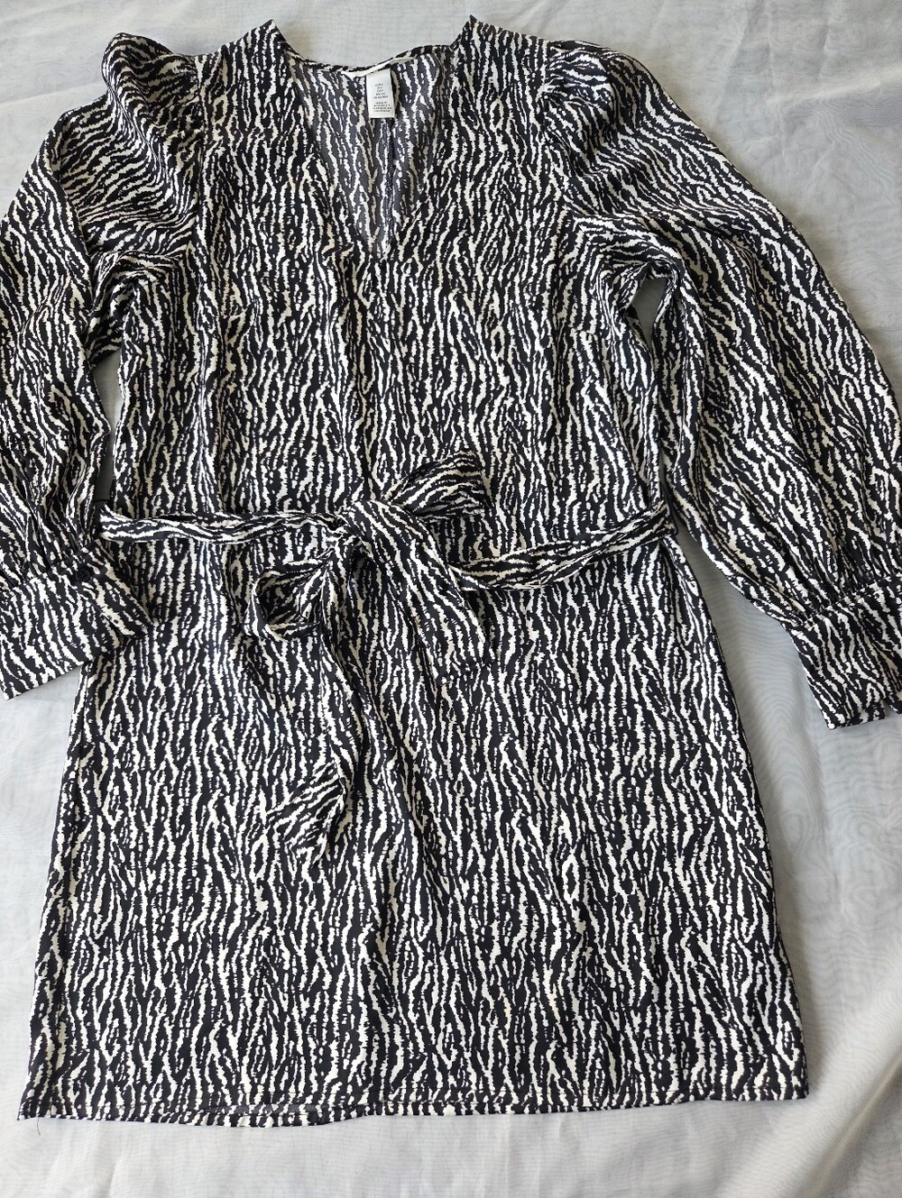 H&M Black and White Zebra Print Dress With Waist Tie